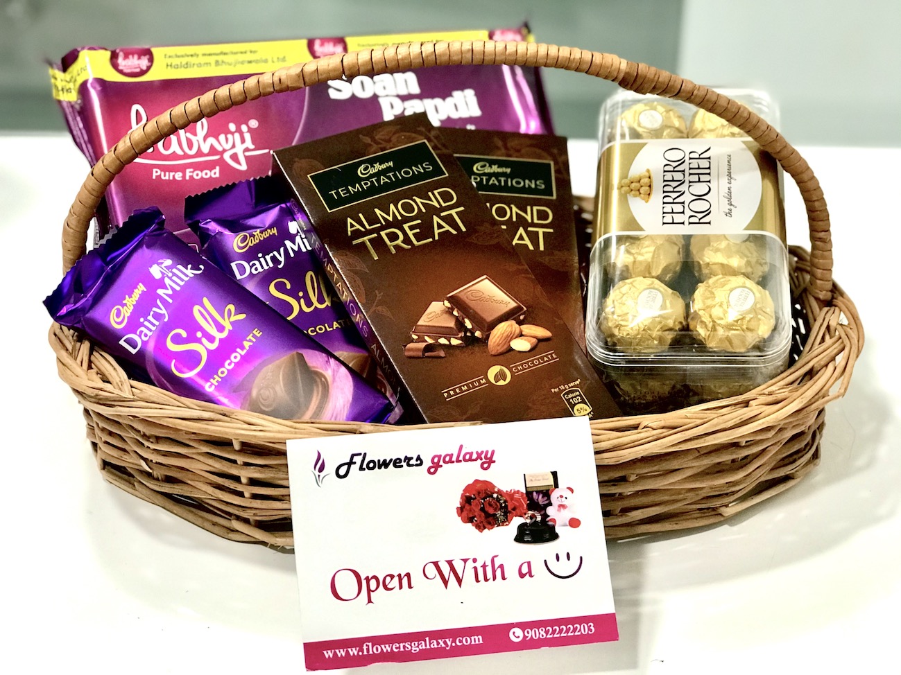 Choco n papdi hamper
